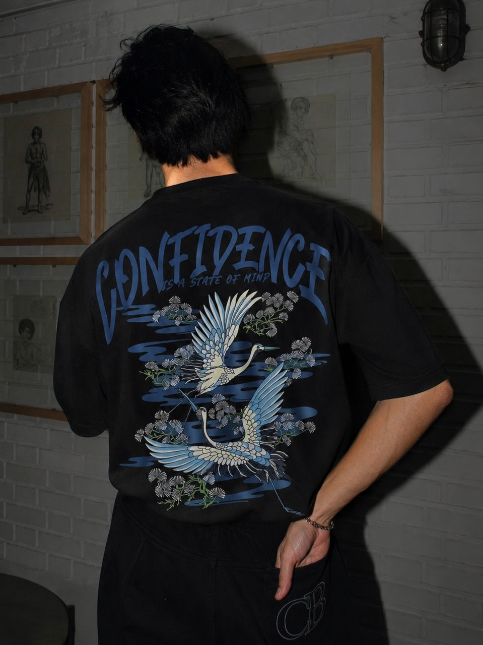 CONFIDENCE - OVERSIZED TEE
